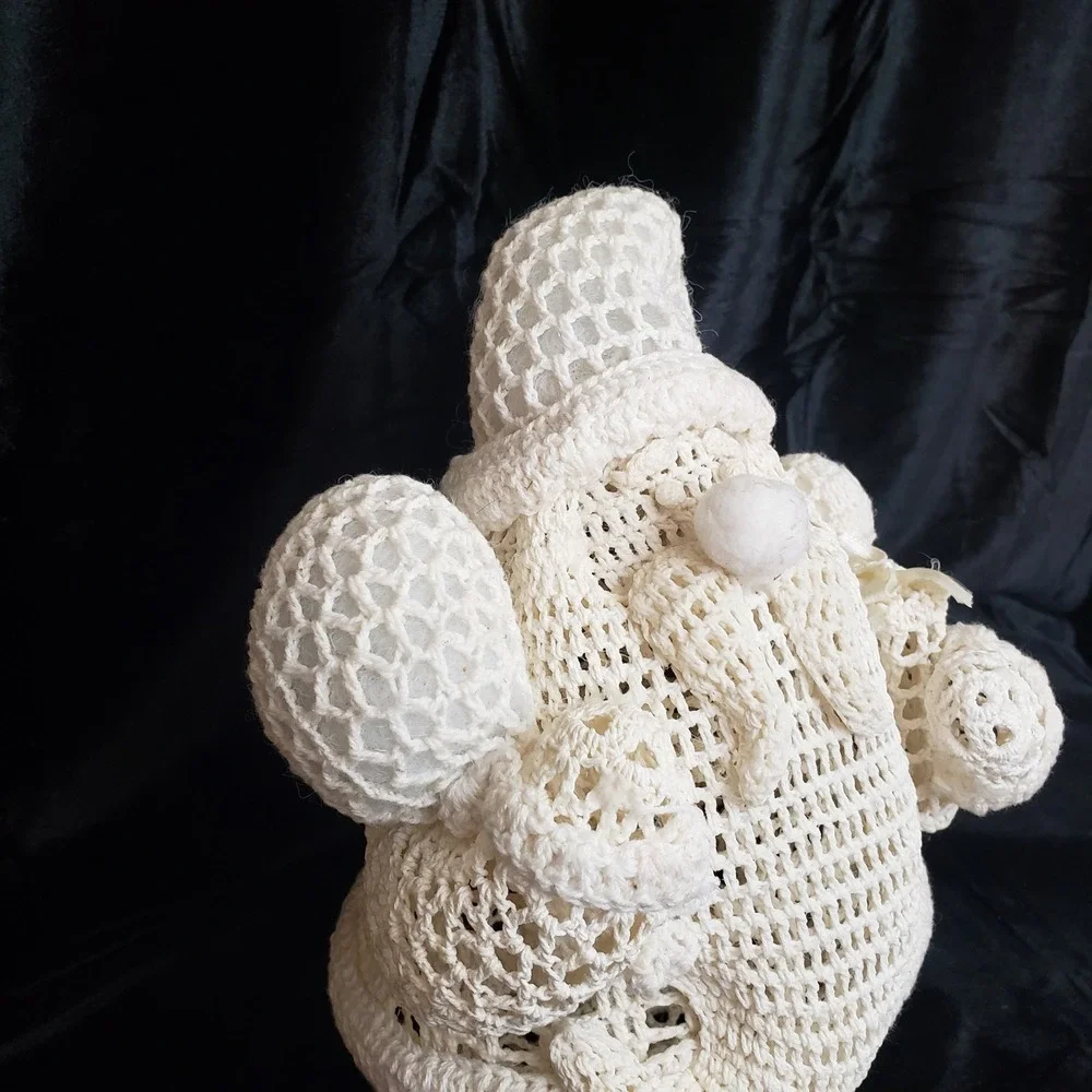 Crochet Lace‎ Doily Christmas Santa Handmade Holiday Decor Shelf Sitter